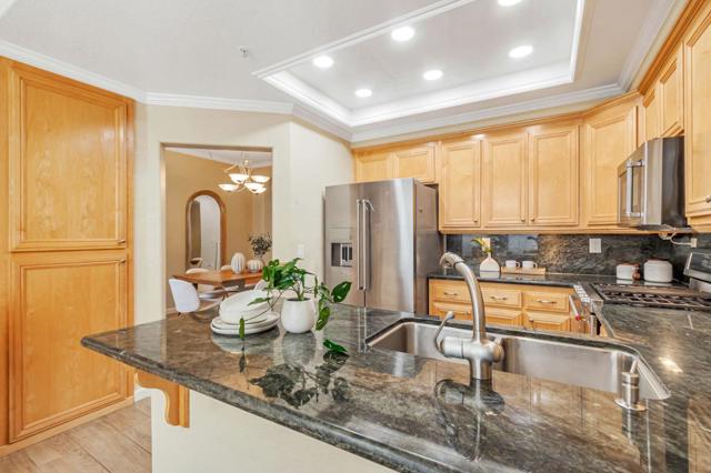 Image 6 of 39 For 415 Camille Circle 14