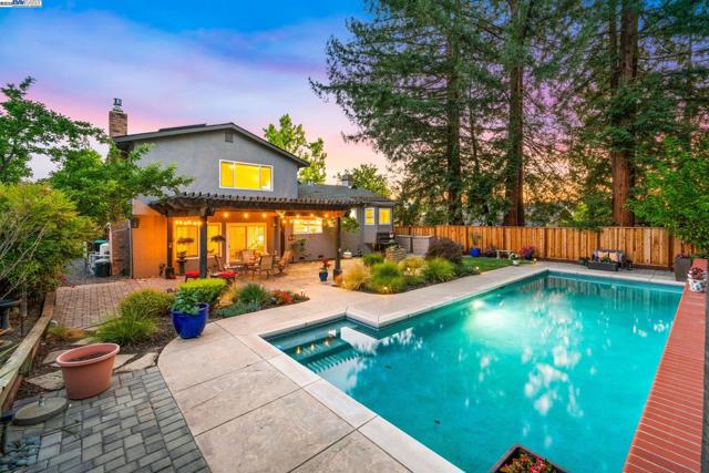 868 Madeira Dr, Pleasanton CA: https://media.crmls.org/mediaz/98b25d24-e136-4411-bc8d-0ea13b4e3247.jpg