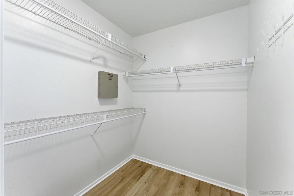 12041 Tivoli Park Row 2 - photo 9