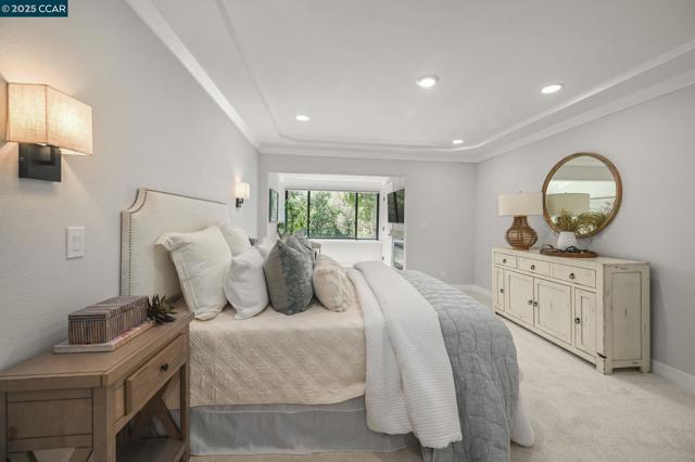 600 Terra California Dr, Walnut Creek CA: https://media.crmls.org/mediaz/98b2d775-b4bb-4ad9-8bc8-ea059f2daae5.jpg