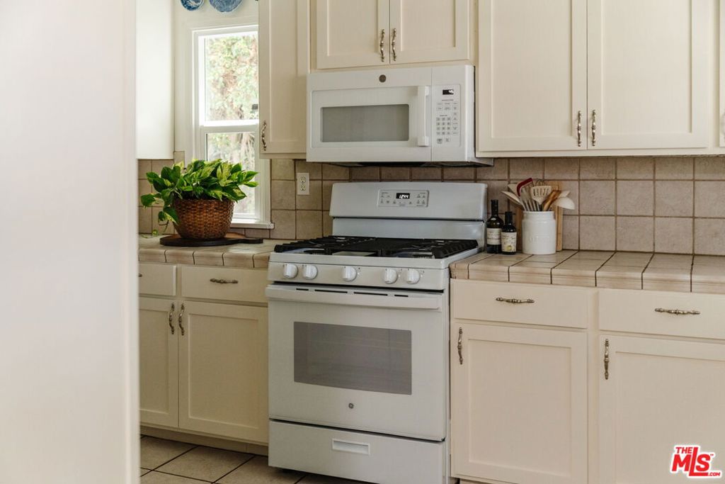 MLS #26836757 image #23