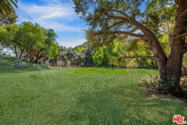 2457 Liberty Lane, Topanga CA: https://media.crmls.org/mediaz/98b3b28d-6a79-41fa-9789-379fe657d8cf.jpg