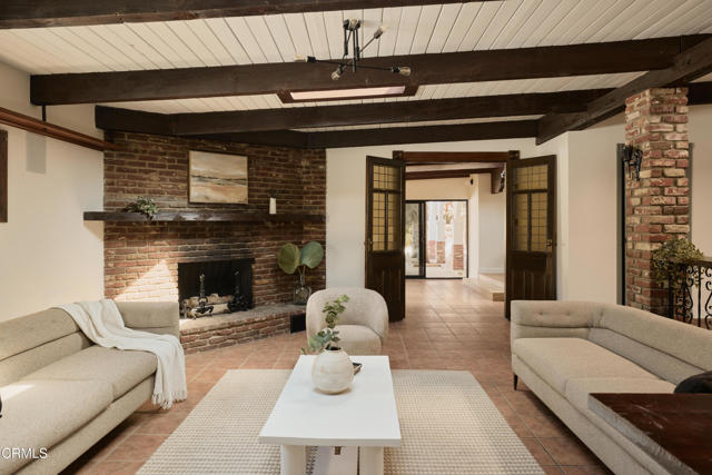 Detail Gallery Image 6 of 61 For 6900 Lurline Ave, Los Angeles,  CA 91306 - 6 Beds | 5 Baths