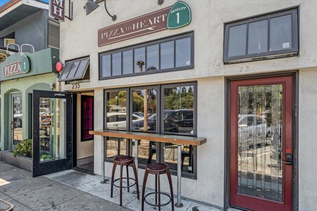 435 Coates Drive, Aptos CA: https://media.crmls.org/mediaz/98b5276b-5aa3-47bc-a1a9-809fba41e43f.jpg