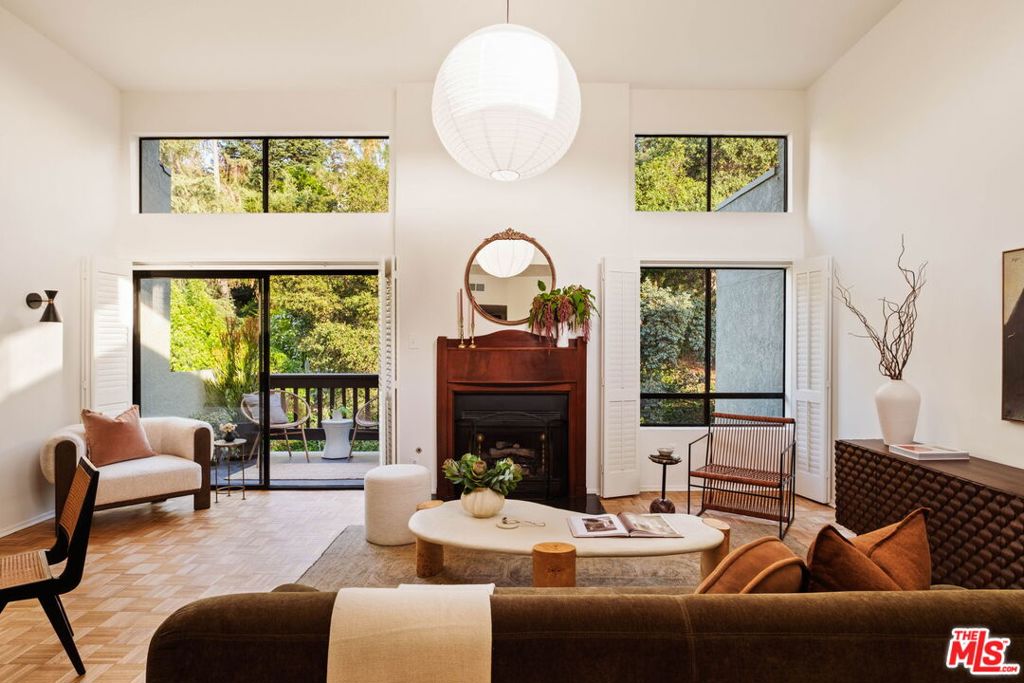 2018 Griffith Park Boulevard #310