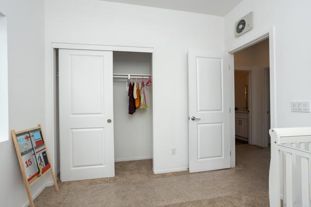 Detail Gallery Image 16 of 31 For 4982 Ocean View Bld, San Diego,  CA 92113 - 3 Beds | 2/1 Baths