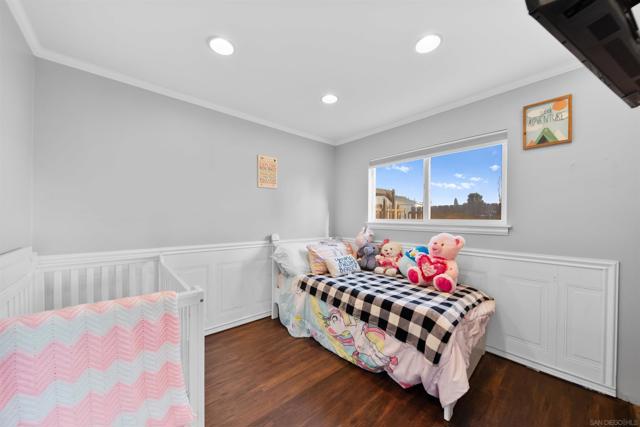 Image 11 of 21 For 501 Danny St
