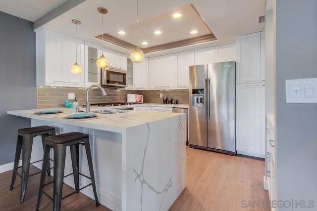 1315 Camino Linda Dr, San Marcos CA: https://media.crmls.org/mediaz/98b7cd4e-a9b1-4094-8ff6-5f63c659c4f9.jpg