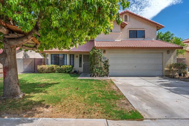 81064 Jessica Way, Indio CA: https://media.crmls.org/mediaz/98b7d3c1-aee8-4f60-acad-f20cb266132f.jpg