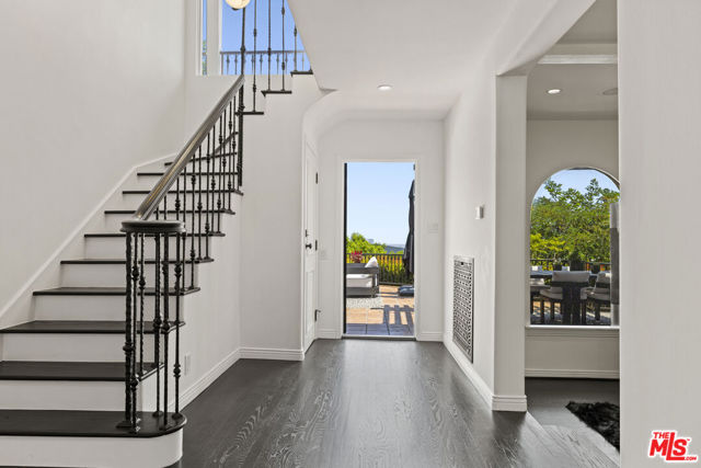 1348 Miller Drive, West Hollywood CA: https://media.crmls.org/mediaz/98b83489-88d2-4e34-957b-a8c5ab3e3db2.jpg