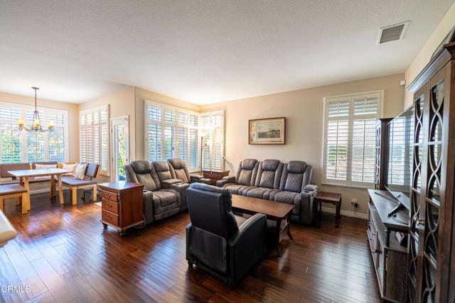 Detail Gallery Image 7 of 24 For 621 Hawks Bill Pl, Simi Valley,  CA 93065 - 4 Beds | 3 Baths