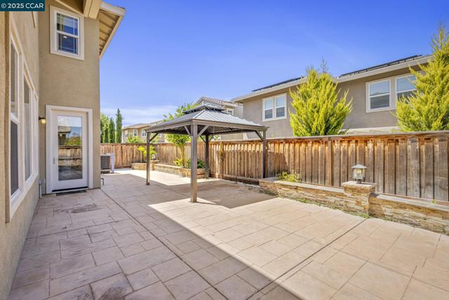 589 W Huntington Ave, Mountain House CA: https://media.crmls.org/mediaz/98b86ca4-141b-4da0-ba24-abe1b8763796.jpg