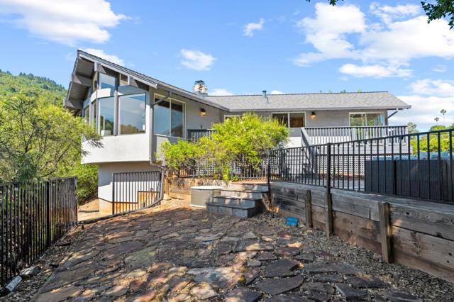 16451 Wood Acres Road, Los Gatos CA: https://media.crmls.org/mediaz/98b8ec31-0037-4386-9a94-c502343d4b1b.jpg