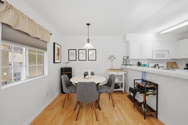 Detail Gallery Image 4 of 34 For 3211 Sirena Vista Way #116,  Carlsbad,  CA 92009 - 1 Beds | 1 Baths