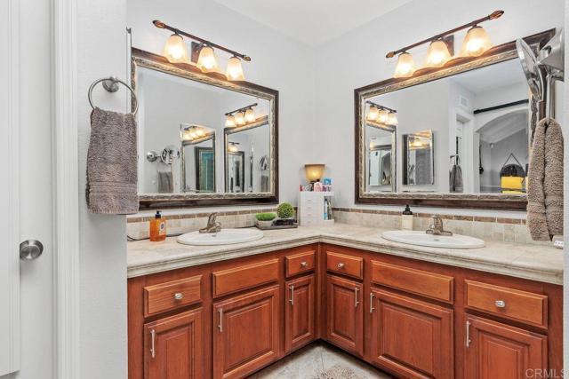 Detail Gallery Image 27 of 42 For 4439 Salisbury Dr, Carlsbad,  CA 92010 - 4 Beds | 2 Baths