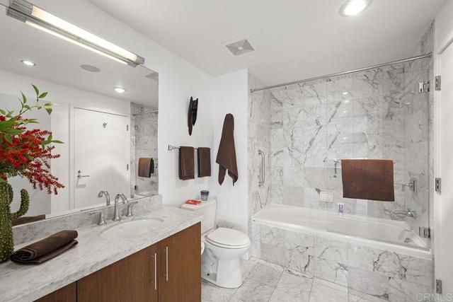 Detail Gallery Image 16 of 44 For 325 Seventh Ave #2104,  San Diego,  CA 92101 - 2 Beds | 2 Baths