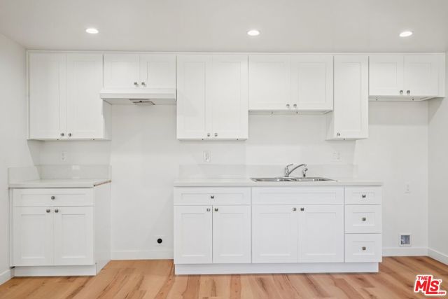 2922 8th Avenue, Los Angeles CA: https://media.crmls.org/mediaz/98ba543f-2d8c-41ec-81a3-66b35a15b4ec.jpg