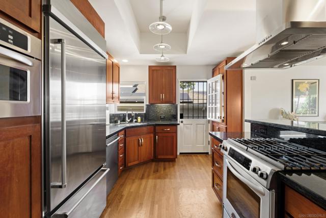 1251 Savoy St, San Diego CA: https://media.crmls.org/mediaz/98bc1449-4ce7-4df1-b933-0b5c94cf17a9.jpg