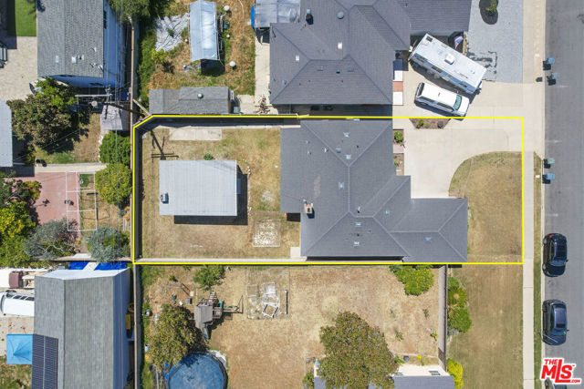 1930 W 153rd Street, Gardena CA: https://media.crmls.org/mediaz/98bc532f-b22c-4e6d-97f3-aba9d408063a.jpg