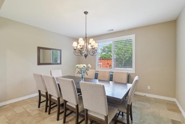 11383 Merritage Ct, San Diego CA: https://media.crmls.org/mediaz/98bc9bd4-7ab9-4e39-848b-146ead27f479.jpg