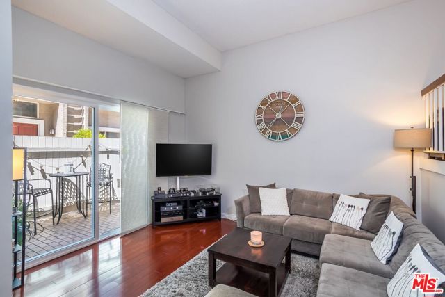 10911 BLUFFSIDE Drive, 19 photo 8