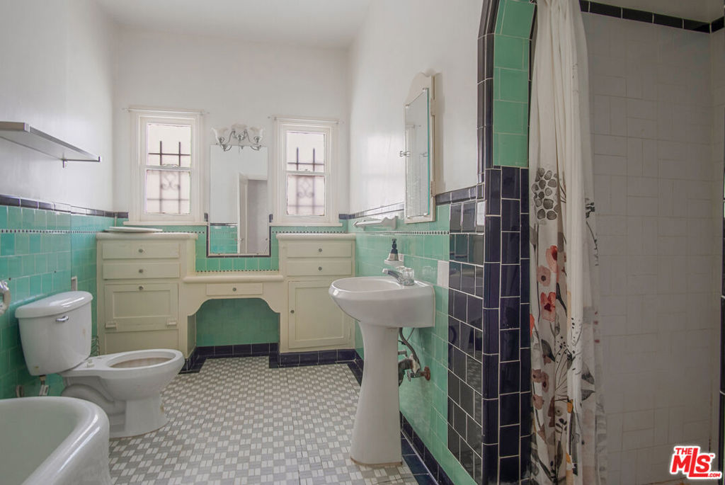 MLS #25621165 image #10