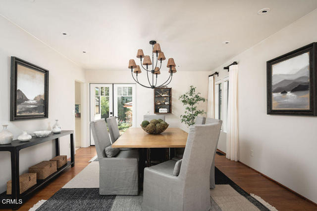 840 Ivy Lane, Montecito CA: https://media.crmls.org/mediaz/98bdcd82-f97b-456e-9968-517cb7c2ddf0.jpg