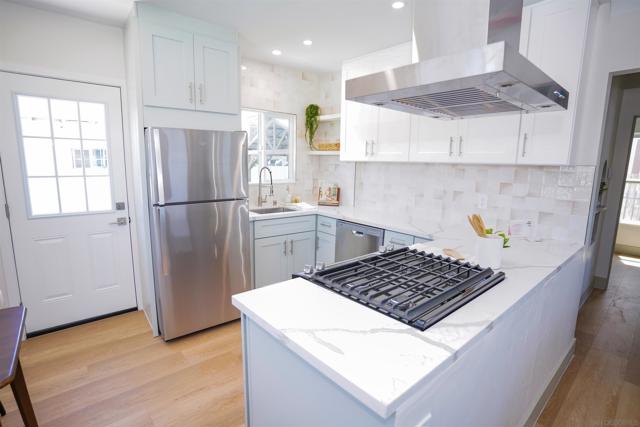 3737 Orange, San Diego CA: https://media.crmls.org/mediaz/98be1f97-a2cc-44c5-bcc4-9f33f70d5150.jpg