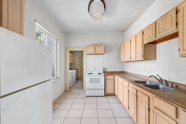 2022 Hitchcock Road, Salinas CA: https://media.crmls.org/mediaz/98bef9d6-c5d0-4c75-a183-4727aef55d5d.jpg