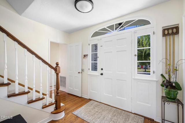 Detail Gallery Image 5 of 45 For 2175 Las Lunas St, Pasadena,  CA  - 3 Beds | 2 Baths