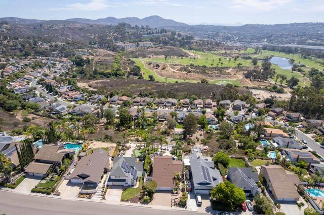 10667 Viacha Dr, Tierrasanta CA: https://media.crmls.org/mediaz/98c1a7f6-5d95-46e7-8e79-1ec2793fa704.jpg