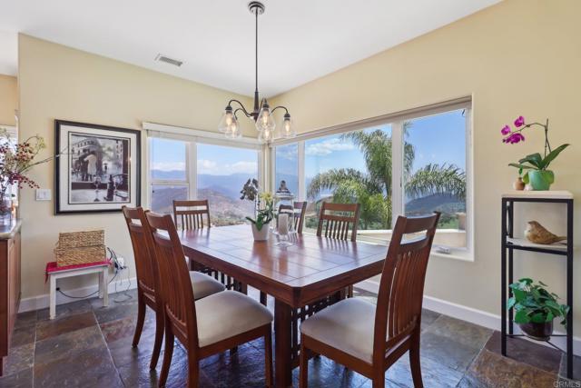 944 Rainbow Crest Road, Fallbrook CA: https://media.crmls.org/mediaz/98c2726b-4c37-4d54-b850-abe5bbc2a6e6.jpg