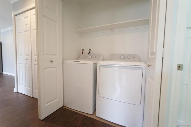 7915 Camino Kiosco, San Diego CA: https://media.crmls.org/mediaz/98c2e2d2-ebb9-45f9-83f6-34b6d389b17f.jpg