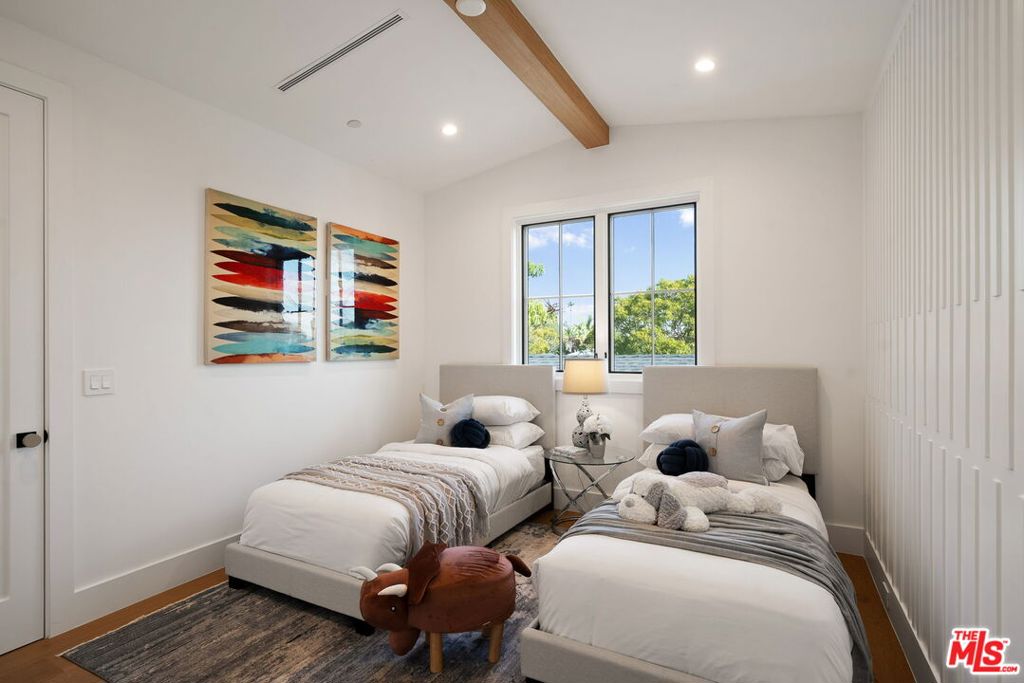 MLS #26872103 image #32