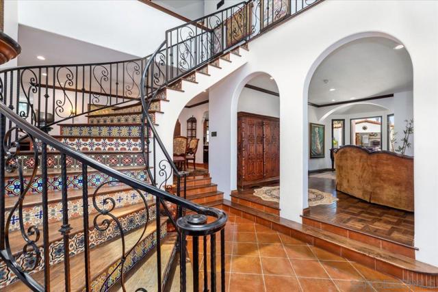 2103 Sunnyside Ave, El Cajon CA: https://media.crmls.org/mediaz/98c5bb68-c881-4e0c-b749-31f3bbf1d379.jpg