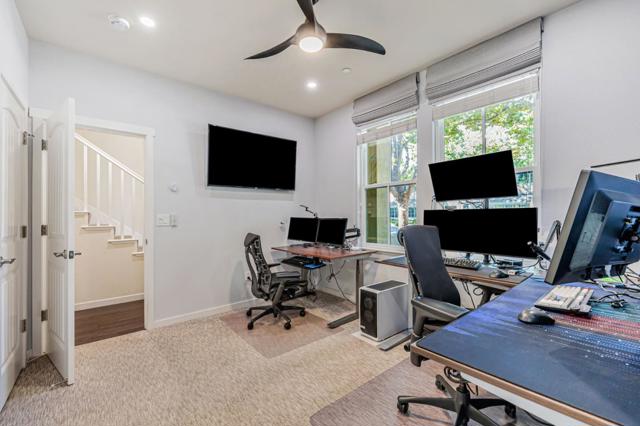 361 W Evelyn Avenue, Mountain View CA: https://media.crmls.org/mediaz/98c5d1ac-6575-4c8f-8117-43c9249ba841.jpg