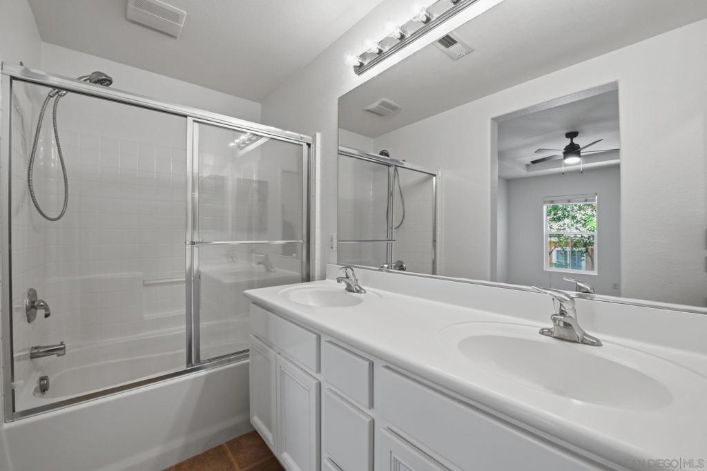 1151 Goddard - photo 12