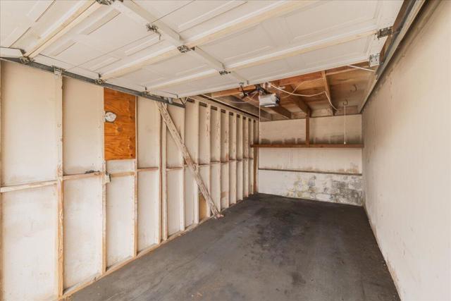 Image 29 of 42 For 32200 Cathedral Canyon Drive 89