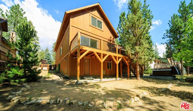 919 Mcalister Road, Big Bear City CA: https://media.crmls.org/mediaz/98c934f0-66e8-4f64-9ce3-70fc00010d9a.jpg