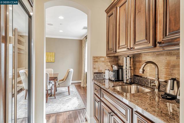 120 Tamarind Ln, Danville CA: https://media.crmls.org/mediaz/98c95eed-194a-4373-9921-51004eb81e6c.jpg