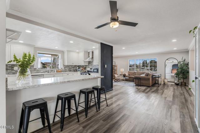 1431 Lakehurst Street, Oxnard CA: https://media.crmls.org/mediaz/98c96862-26c4-4b38-8ef9-55589f6bf8fd.jpg