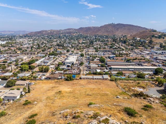 1161 N Anza Street, El Cajon CA: https://media.crmls.org/mediaz/98ca4a22-9a5f-4e63-b055-7fafde89c8d1.jpg