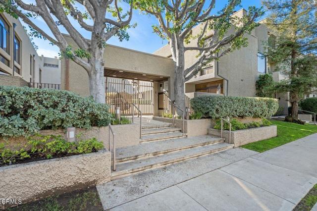 484 E California Blvd #29, Pasadena, CA 91106