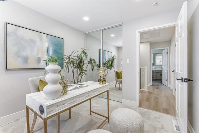 2531 Willowren Way, Pleasanton CA: https://media.crmls.org/mediaz/98cb9ffd-53aa-4189-a3fb-d3f855d068b5.jpg