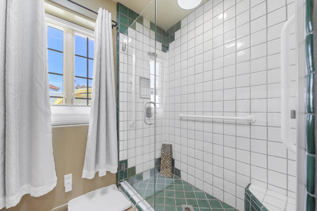 MLS #219130636DA img 26