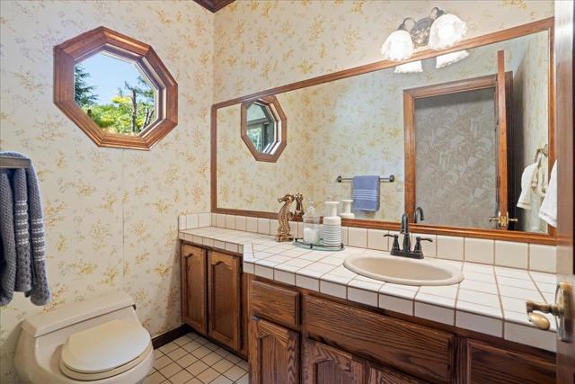 13217 Padero Court, Saratoga CA: https://media.crmls.org/mediaz/98cbb0ee-11c5-41ca-bfed-15c16c90b953.jpg