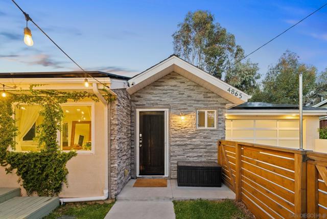 4865 39th Street, San Diego CA: https://media.crmls.org/mediaz/98cdce10-3daa-404d-9293-cbaedca77262.jpg