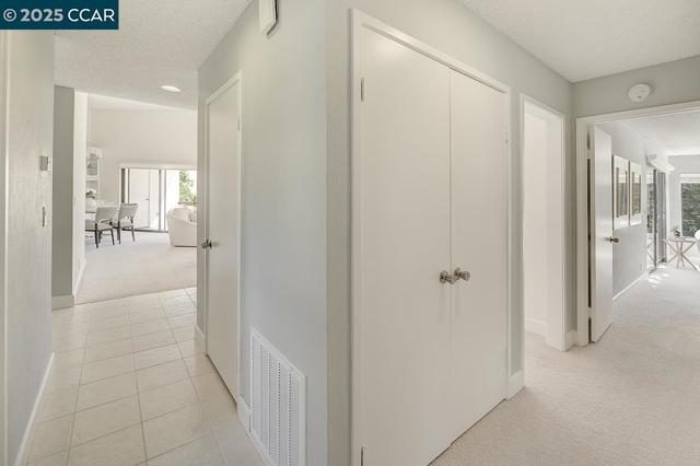 3288 Terra Granada Dr, Walnut Creek CA: https://media.crmls.org/mediaz/98ce16d0-d685-4abe-b30d-389a2a9be0f8.jpg