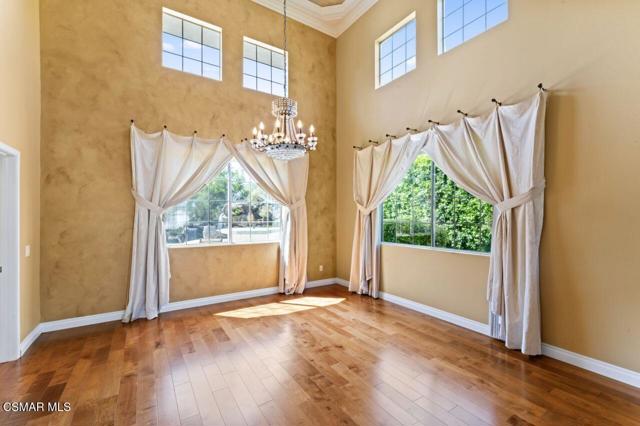 64 Highland Road, Simi Valley CA: https://media.crmls.org/mediaz/98cea634-55cb-43cb-96ed-eaada09bcee7.jpg