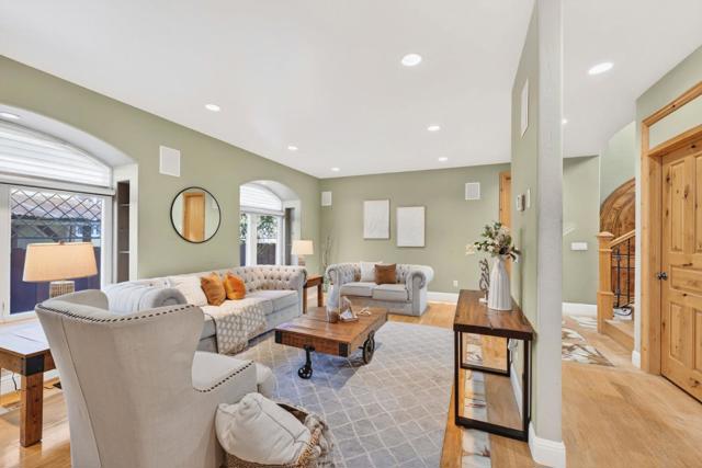 1043 Locust Street, San Jose CA: https://media.crmls.org/mediaz/98cf1949-8810-4801-ab53-6a74e531b446.jpg